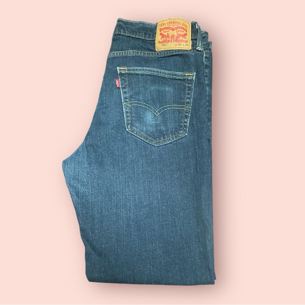 Men’s Levi’s jeans